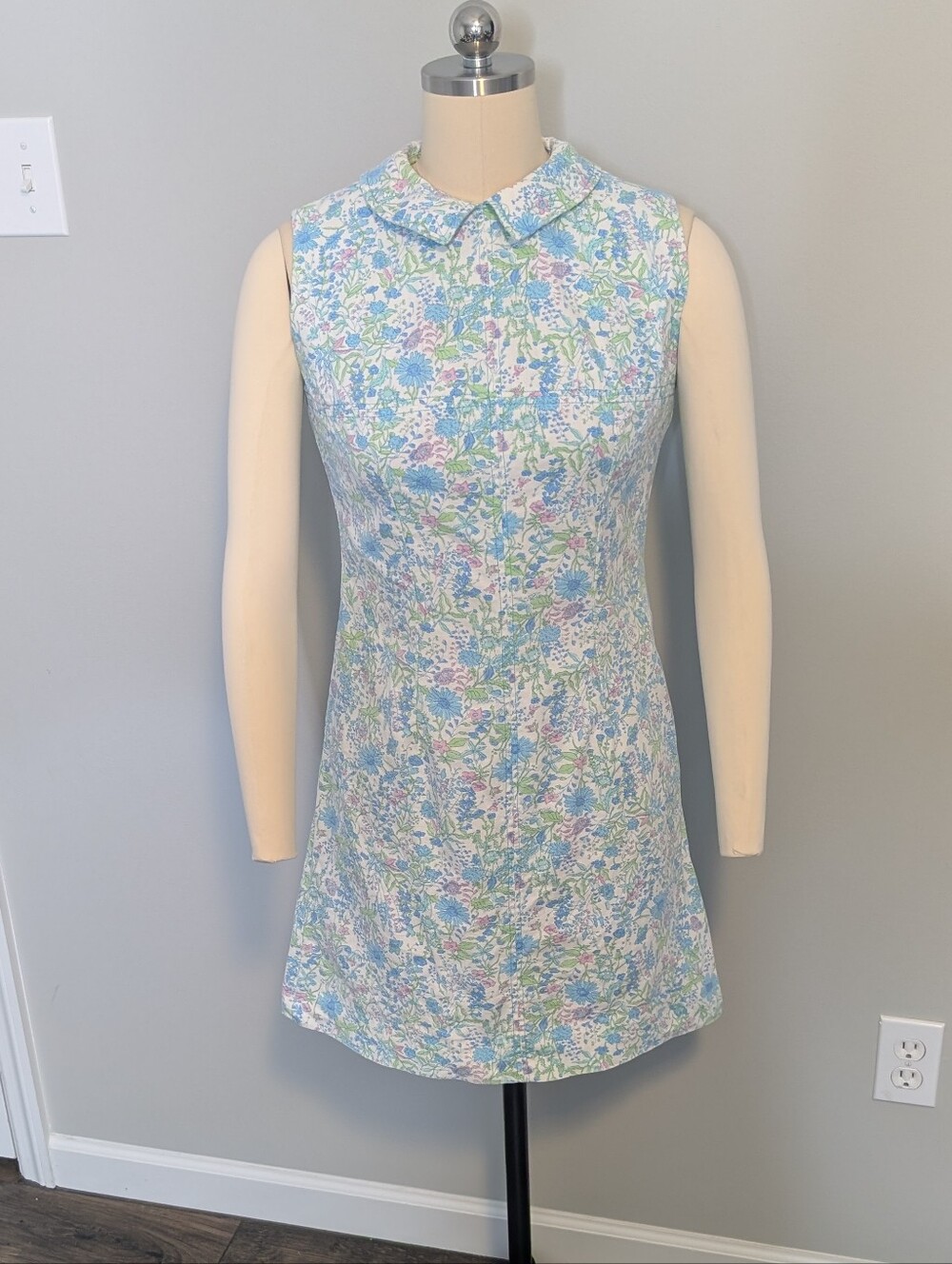 Peppertree Vintage Floral Sleeveless A-Line Mini Dress Size 6